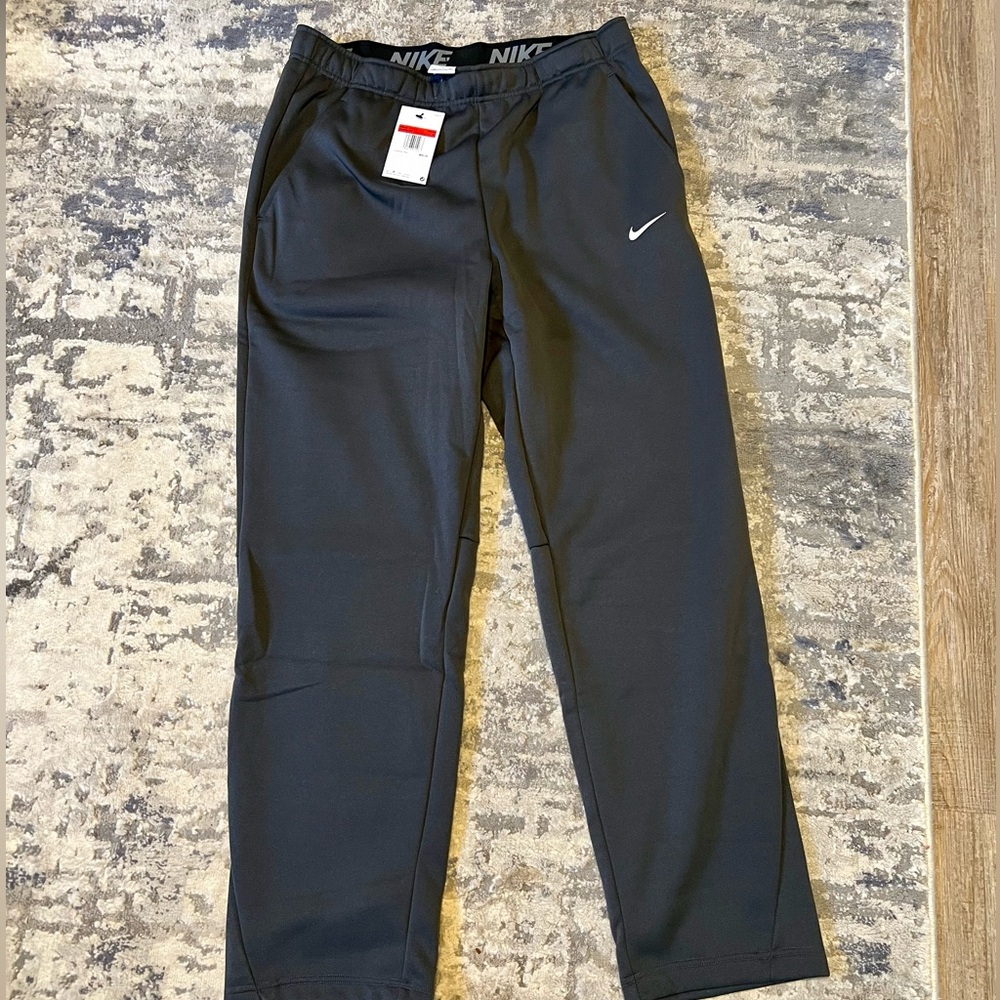 Nike Therma Sweatpants